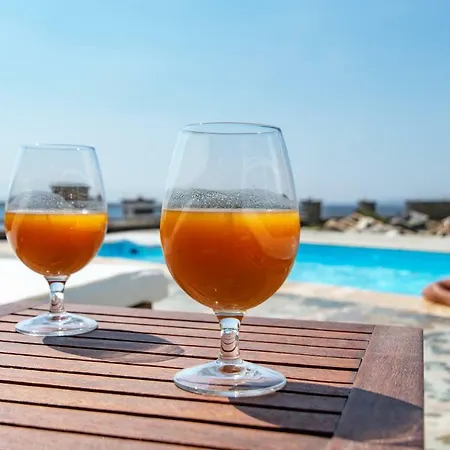 Santamare Villa Tínos